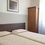 Ξενοδοχείο Flora