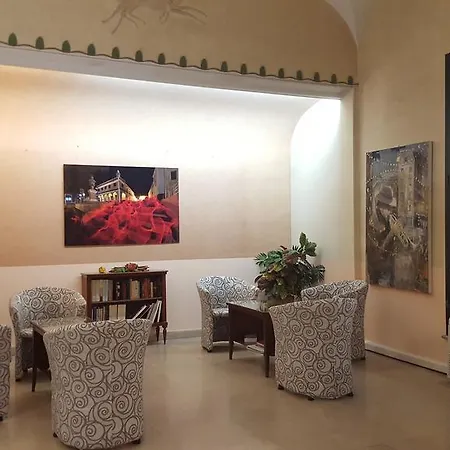 Flora 3* Πράτο